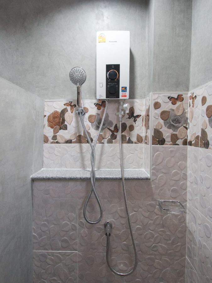 Puak Taem Boutique Hotel Чиангмай Экстерьер фото