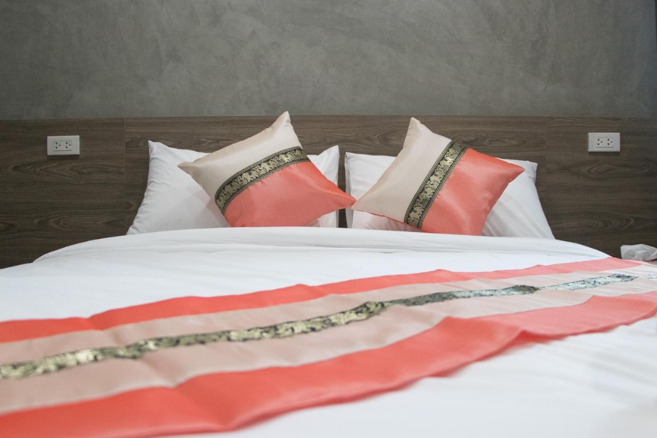 Puak Taem Boutique Hotel Чиангмай Экстерьер фото